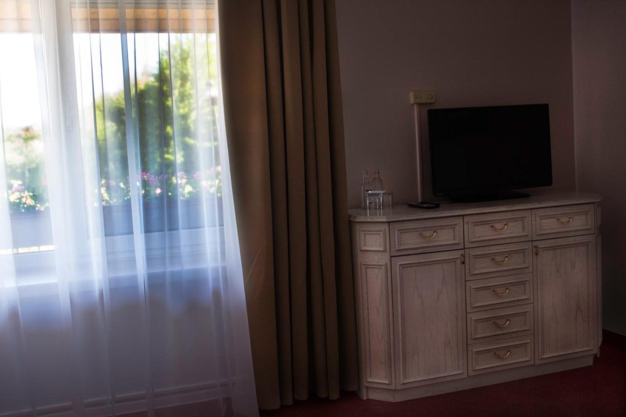 Elita Hotel & Restauracja Iwonicz-Zdrój 外观 照片