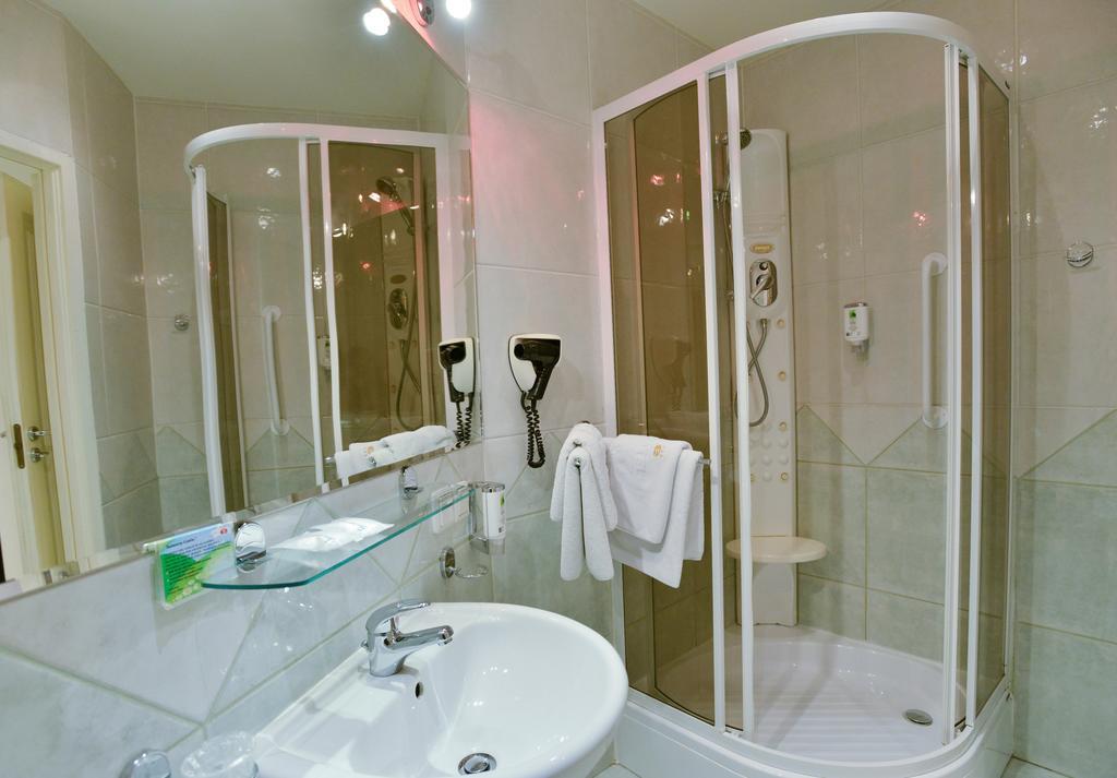 Elita Hotel & Restauracja Iwonicz-Zdrój 客房 照片